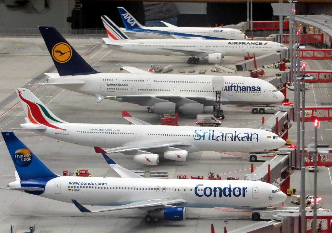 airport cdg arrivals