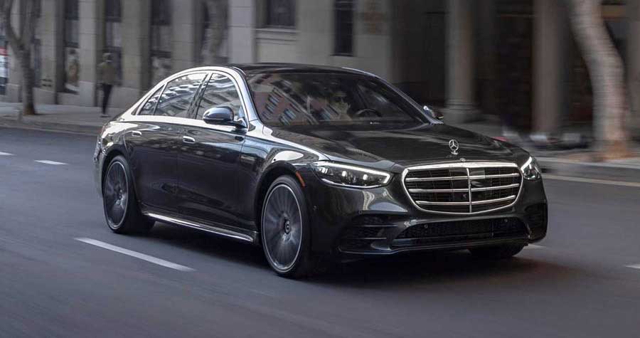 Luxury sedan for solo travelers or couples