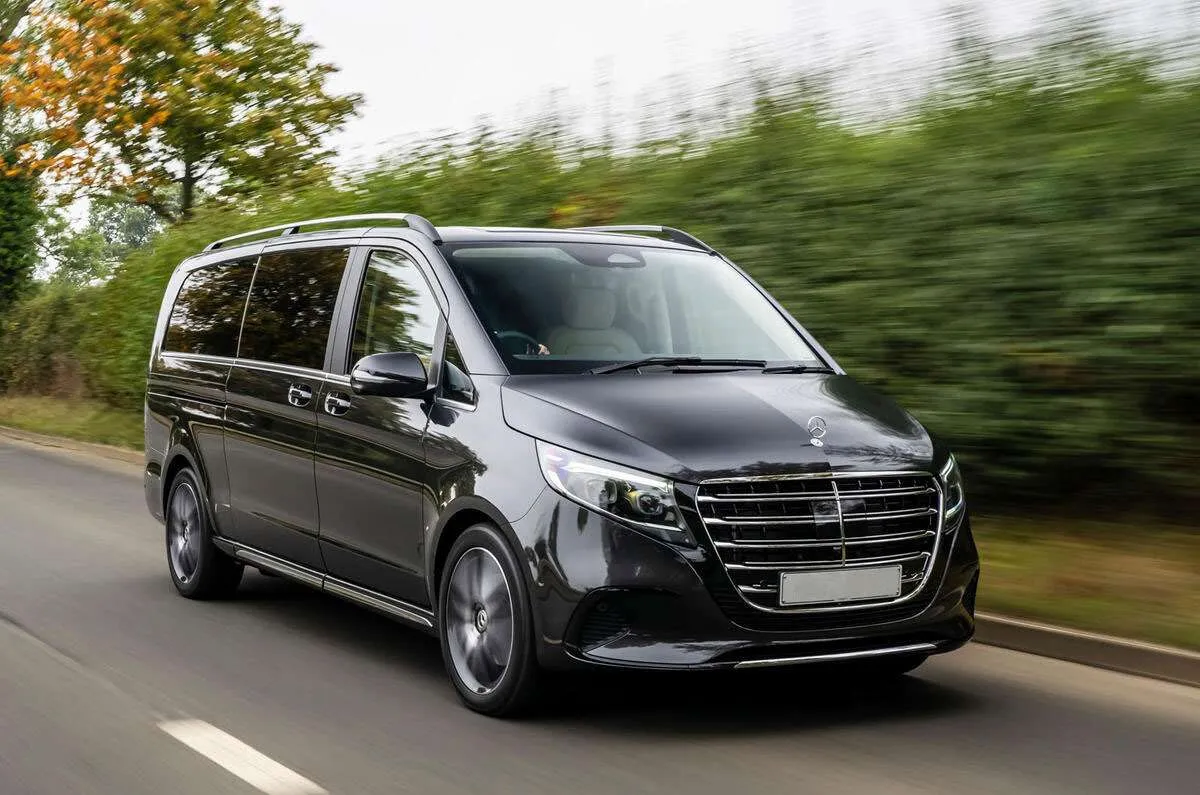 Minibus for larger groups and sightseeing excursions